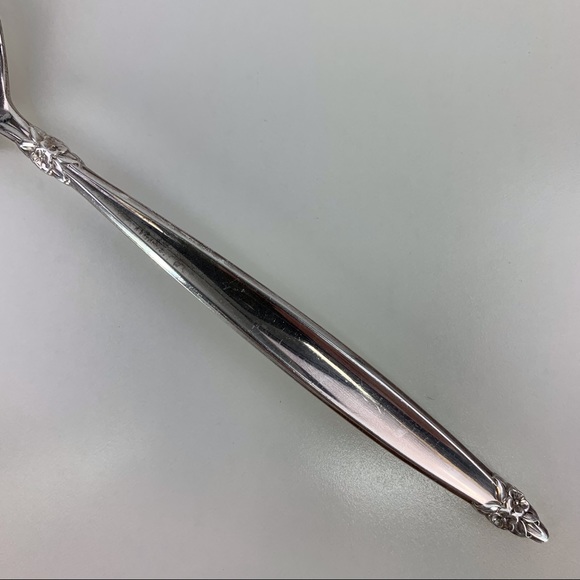 2/$20 1847 Rogers Bros. IS 1965 Vintage Silver Garland Pattern Serving Spoon - Picture 4 of 11